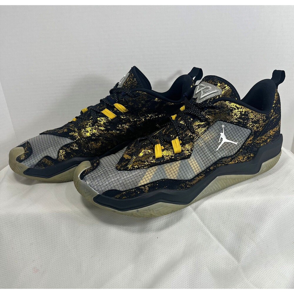 RARE - Nike Air Jordan Westbrook One Take 4 Michigan PE Player Sample 15